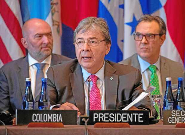 Foto | EFE | LA PATRIA  Carlos Holmes Trujillo García durante una reunión de los Ministros de Relaciones Exteriores de los Estad