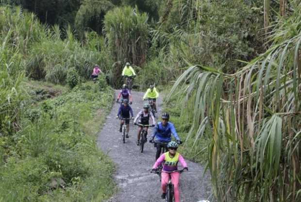 Se gozaron 42 kilómetros de travesías del ciclopaseo Manizales-Chinchiná