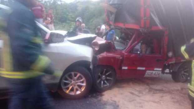 colisión vehículos Manizales-Chinchiná