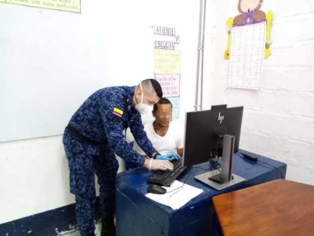 Fotos| Cortesía Inpec| LA PATRIA Las visitas virtuales operan en las nueve cárceles de Caldas. Hombres y mujeres se reencuentran