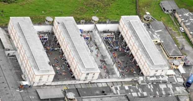 Alcalde de Manizales confirma primer contagio por covid-19 en la cárcel La Blanca Alcalde de Manizales confirma primer contagio por covid-19 en la cárcel La Blanca