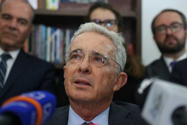 Corte Suprema cita a Álvaro Uribe a rendir versión libre por masacre de El Aro 