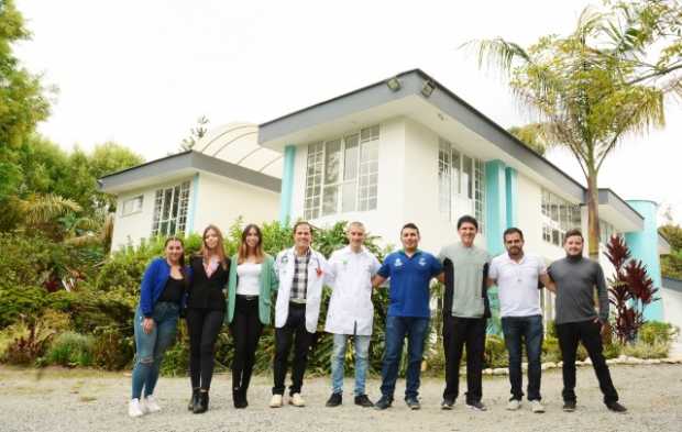 Doctor Rojas celebra 20 años Doctor Rojas celebra 20 años