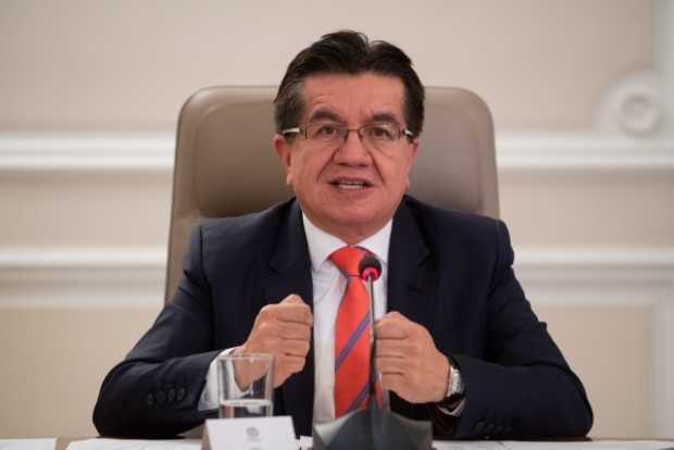 El ministro de Salud, Fernando Ruiz