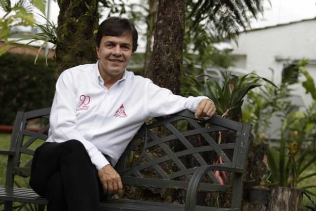 Rentabilidad y unidad gremial, logros de Roberto Vélez Vallejo en sus cinco años en la Fedecafé 
