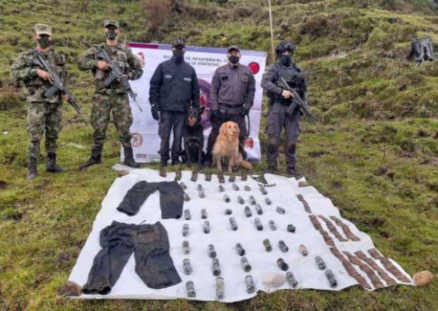 Hallaron material de guerra del frente Bolcheviques