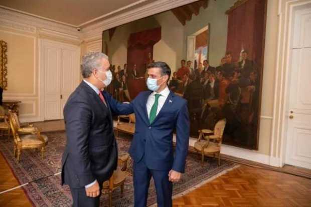 Oposición critica presencia de Leopoldo López en programa televisivo de Duque