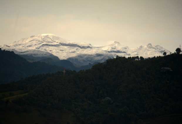 Dan un año de plazo al Gobierno colombiano para recuperar Parque Los Nevados