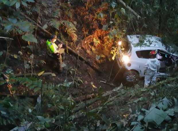 El carro en el que iba la familia