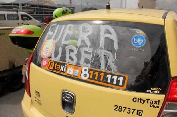 En el 2017 el gremio de los taxistas se manifestó en contra de la plataforma Uber y Cabity.