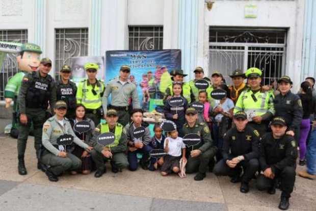  Operativos de la Policía Metropólitana para contribuir con la educación  en el 2020