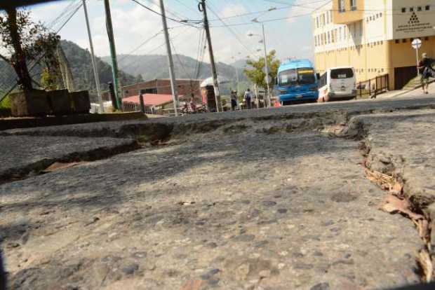 Ocho meses sin mantenimiento de vía en Fátima