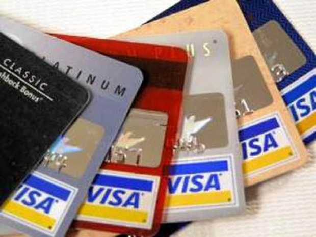 Foto | Colprensa | LA PATRIA  Solo serán válidas las compras que se efectúen por medio de tarjetas de crédito o débito.