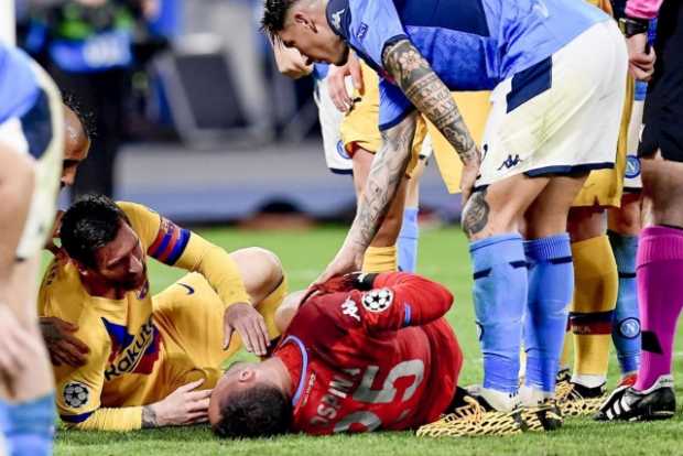 David Ospina tapó en el empate 1-1 entre Napoli y Barcelona 
