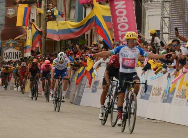 Los carriles 7 y 8 estuvieron habilitados para quienes fueron a caminar a la pista atlética. Los intermedios los utilizaron los 