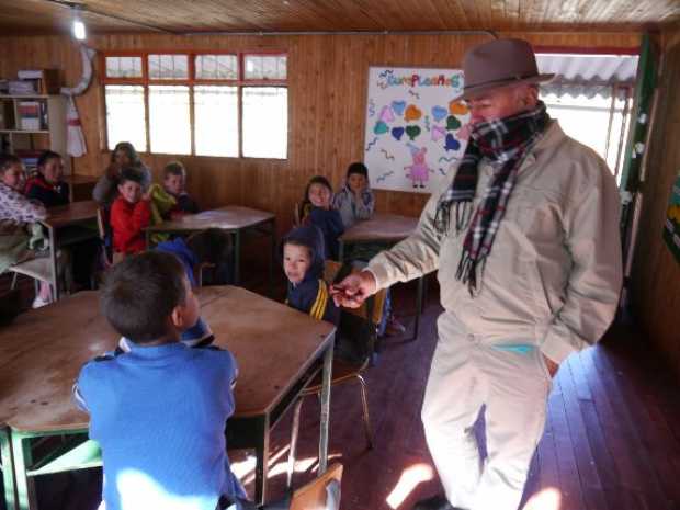 En clase a un kilómetro de la Laguna Negra 