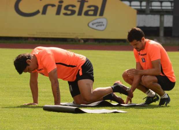 Roberto Ovelar y Sebastián Hernández se perfilan para jugar el domingo ante Patriotas y brindarle mayores opciones de juego en a