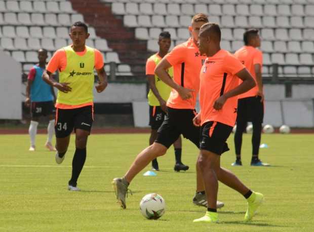 Once Caldas: a ganar de local 