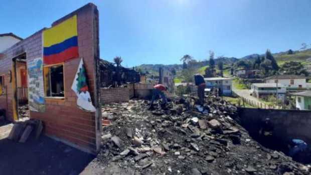 Comunidad de San Félix realizará  teletón para ayudar a damnificados por el incendio