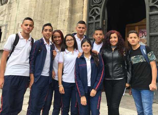 Viaje al corazón de la ciudad con estudiantes de Prensa Escuela
