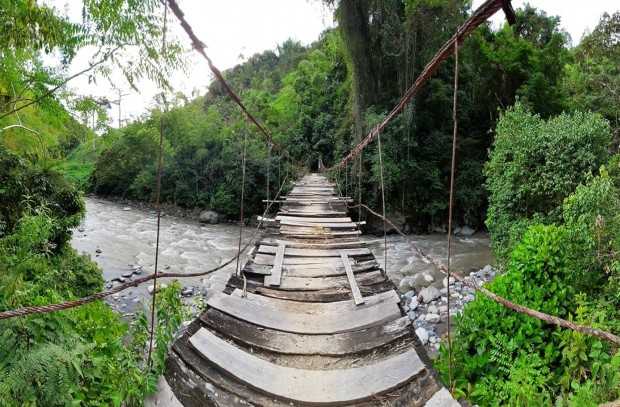 Prometen reforzar puente en Marquetalia