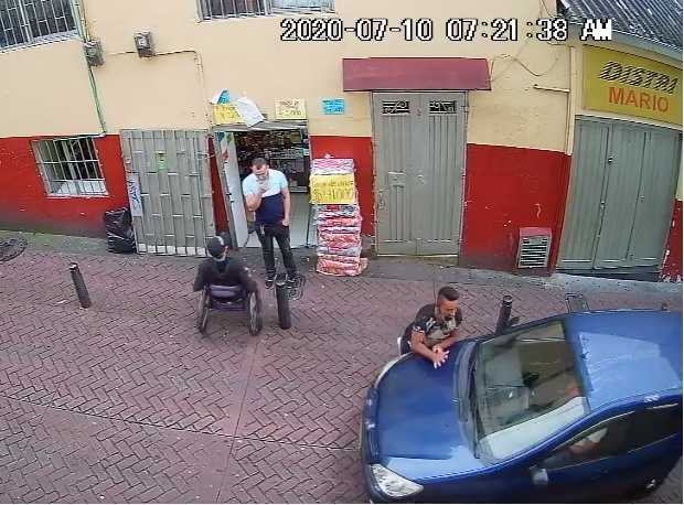 Lo atropelló un carro en el centro de Manizales