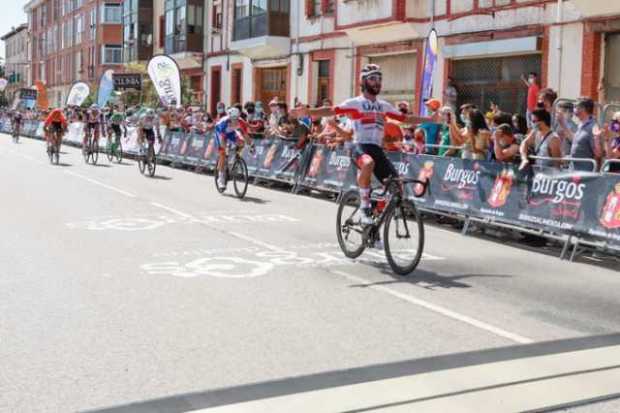 Fernando Gaviria gana la segunda etapa de la Vuelta a Burgos