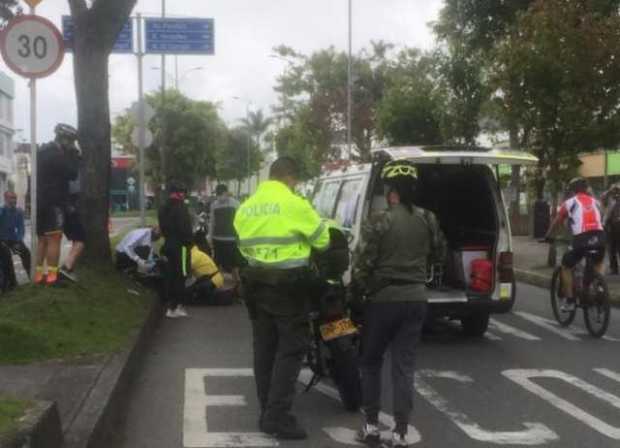 Una motociclista se vio involucrada en accidente de tránsito en el Parque de la Mujer