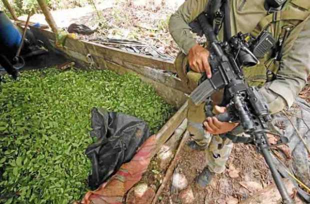 Los carteles mexicanos de la droga se han hecho más fuertes en Colombia, ocupando espacios dejados por las Farc.