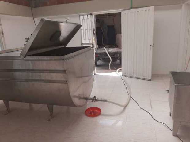 Un tanque para la recolección de leche en Manzanares