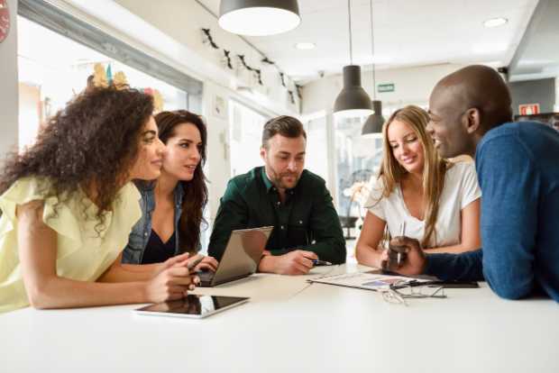 Entérese de las oportunidades que tiene la Dirección de Juventud y Adolescencia 