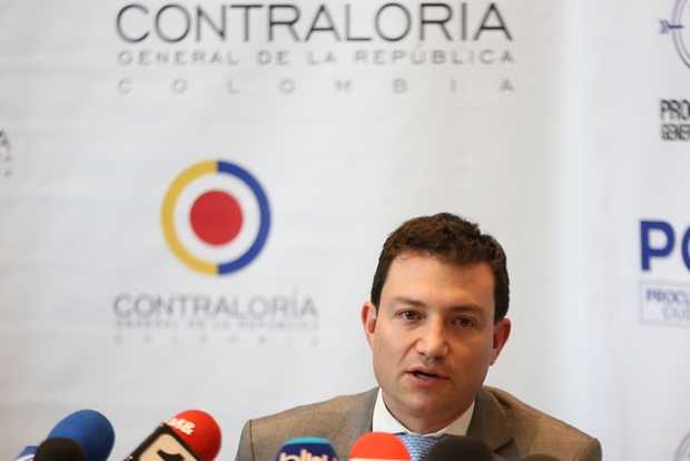 Contralor general, Carlos Felipe Córdoba. 