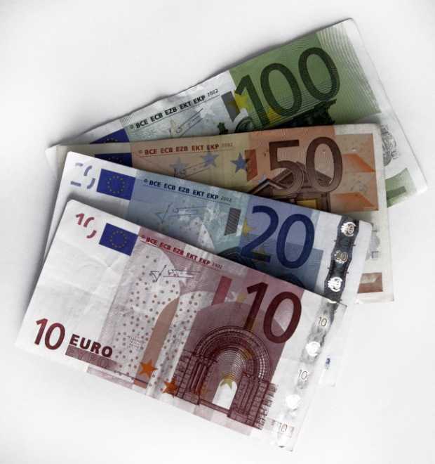 Euro supera los $4.000 por temor a desaceleración económica 