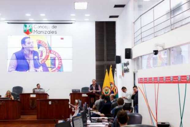 Primer clausura de sesiones de la Asamblea departamental y el Concejo de Manizales 