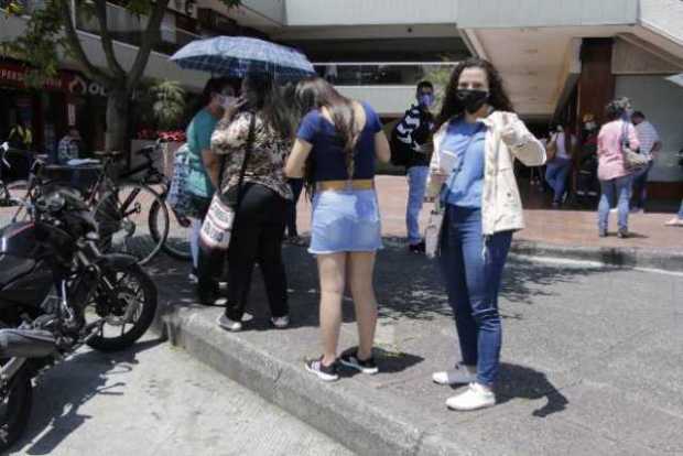 En la Comuna Palogrande de Manizales se pusieron en los zapatos de los adultos mayores