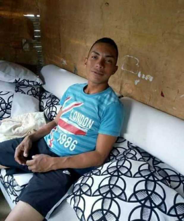 La muerte violenta de Andrés Mauricio Tamayo Àlvarez es la primera del año en Palestina y del mes en Caldas. La muerte violenta de Andrés Mauricio Tamayo Àlvarez es la primera del año en Palestina y del mes en Caldas.