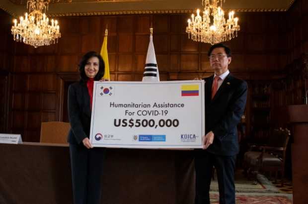 China y Corea del Sur donan materiales y recursos a Colombia para la pandemia