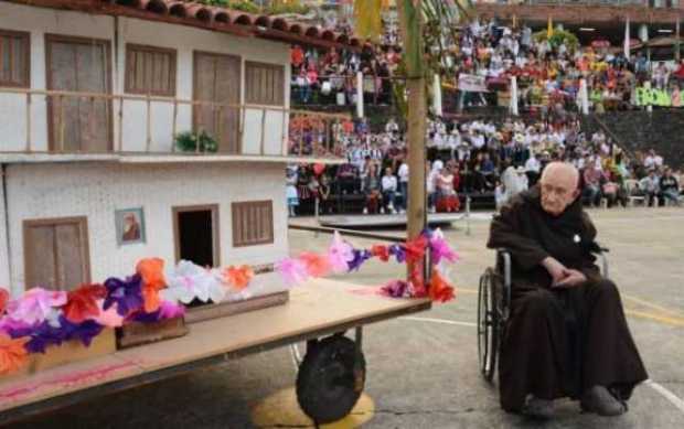 Falleció el Fray Tobias Escalante, cofundador del Colegio San Rafael de Manizales 