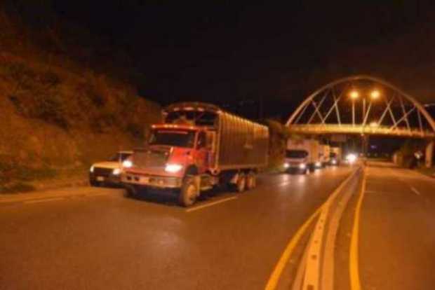 Fallo ordena iluminar tramo La Uribe-Las Pavas, en la doble calzada Manizales-Pereira