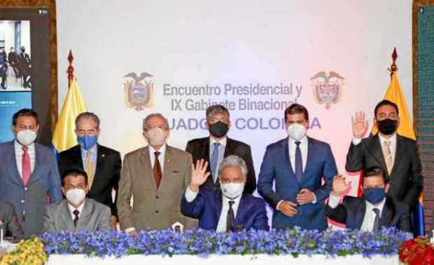 El presidente de Ecuador, Lenín Moreno, junto a sus ministros durante el encuentro Ecuador y Colombia en el IX Gabinete Binacional. El presidente de Ecuador, Lenín Moreno, junto a sus ministros durante el encuentro Ecuador y Colombia en el IX Gabinete Binacion