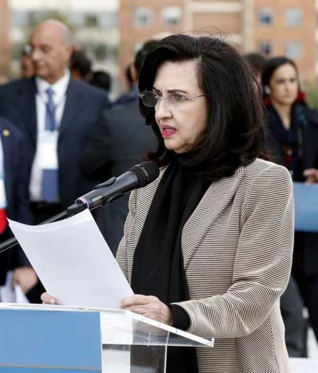 Fotografía de archivo de la ministra de Relaciones Exteriores de Colombia, Claudia Blum, durante la declaración final de la reun