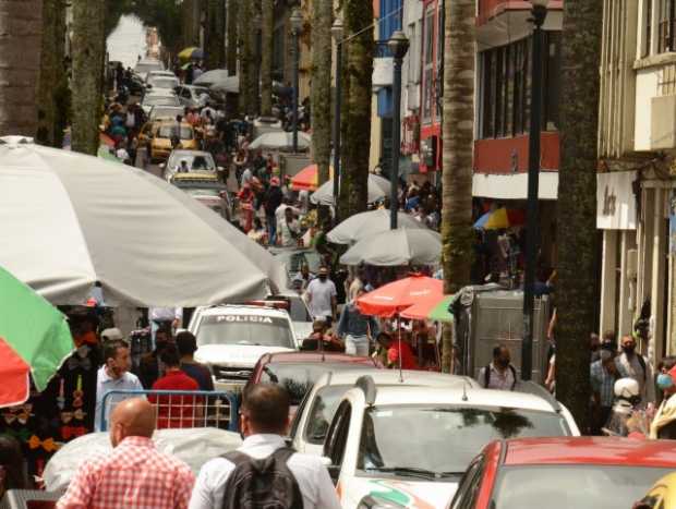 353 nuevos contagios y 9 fallecimientos por covid-19 este sábado en Caldas 