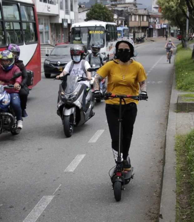 Ciclobanda por la Avenida Santander.