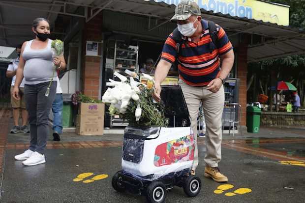 Colombia se aproxima a los 33 mil fallecimientos por covd-19 Colombia se aproxima a los 33 mil fallecimientos por covd-19