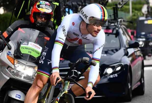 El italiano Filippo Ganna, del equipo Ineos, triunfó en la 14 etapa del Giro de Italia 2020. 