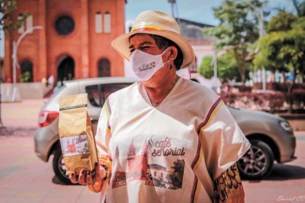 Café Señorial en Anserma, origen de mujer Café Señorial en Anserma, origen de mujer