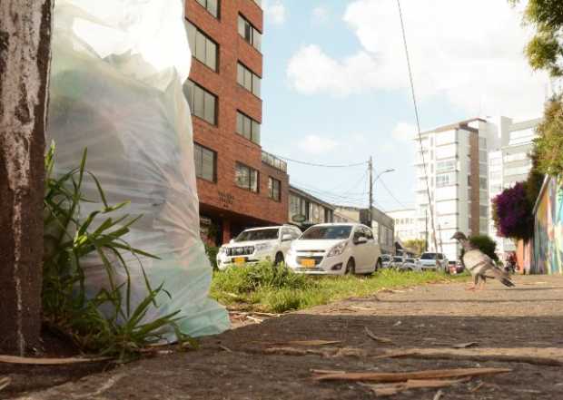 La basura es ubicada en las madrugadas.