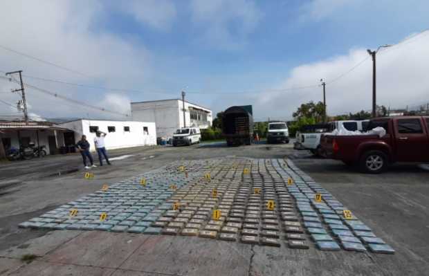 En vía Manizales - Chinchiná cayeron 737 kilos de clorhidrato de cocaína que iban para EE.UU.