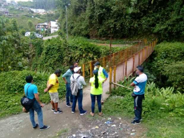 En Las Marraneras (Manizales) esperan que ahora sí les cumplan con el puente