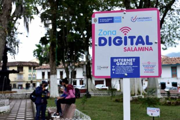 Dos nuevas zonas wifi gratis en Salamina